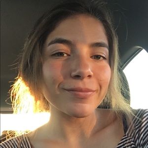 Meet your Posher, Vanessa